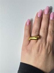 ANELLO VIRGOLA GOLD